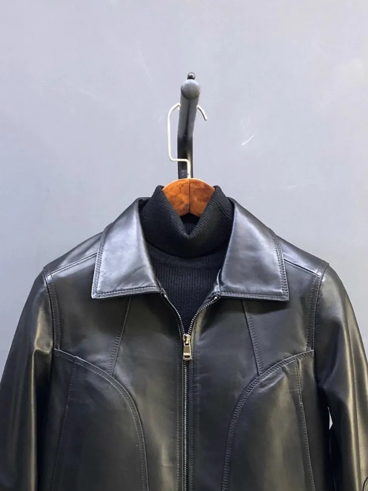 Nuove donne di moda stile corto moto motociclista pelle di pecora giacca in vera pelle zip slim fit casual autunno antivento cappotto in vera pelle