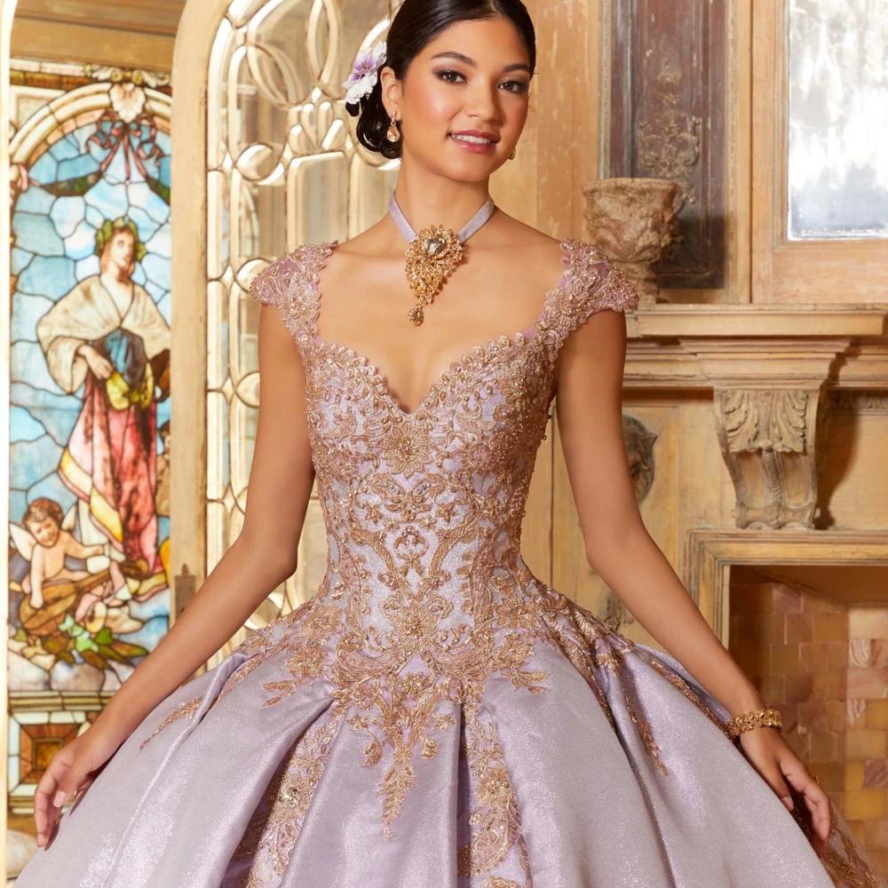 Vestido princesa Quinceanera com miçangas brilhantes Apliques, vestido de baile romântico querida pescoço, doce vestido de 16 anos