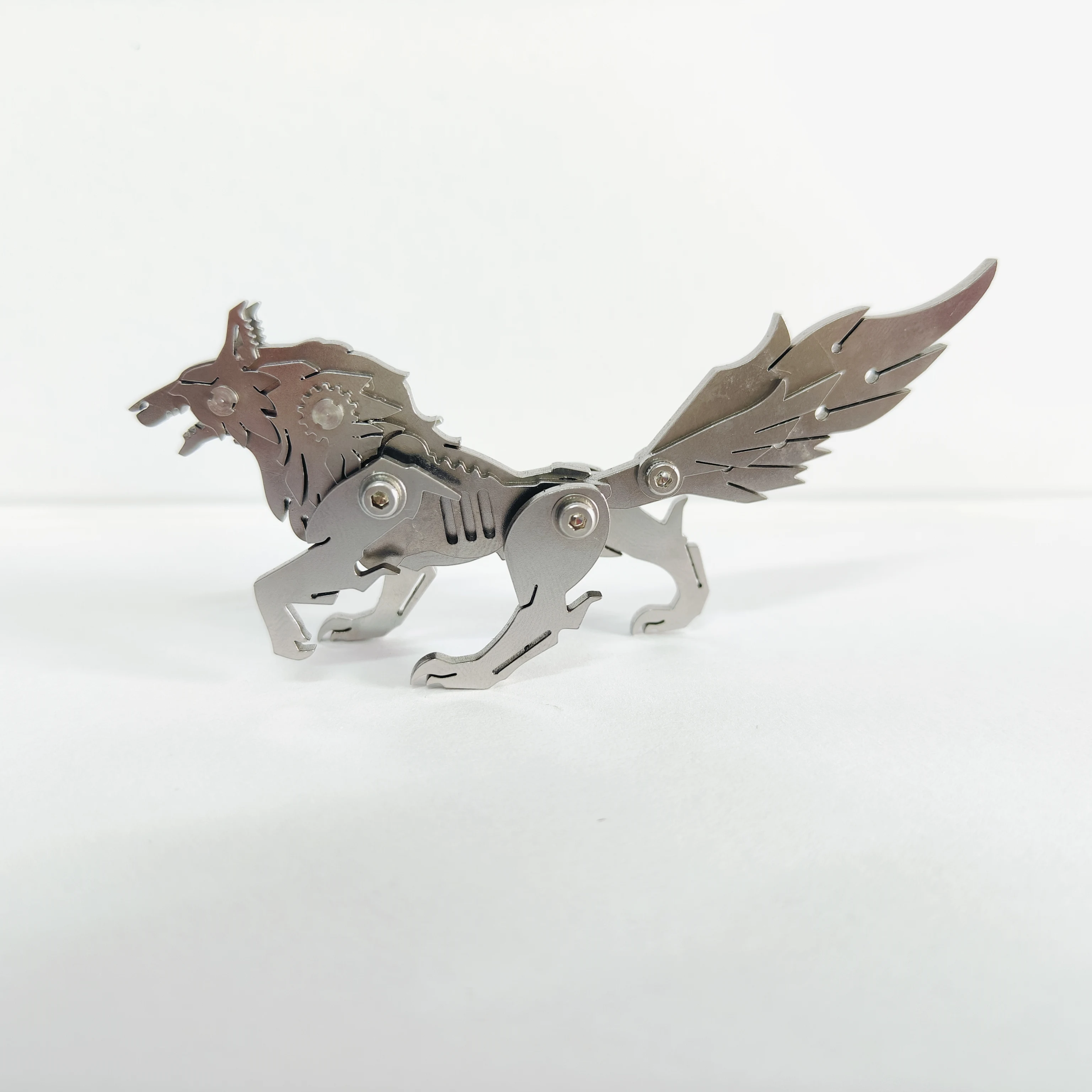 MOKR Little Wolf Puzzle in metallo 3D Giocattolo per bambini Formazione educativa Regalo di compleanno di Natale Figurina modello artigianale fai-da-te