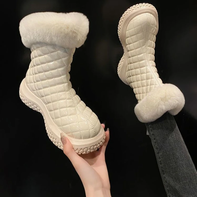 Winter Leather Waterproof Woman Shoes Chunky Round Toe Plush Snow Boots for Women Trend 2025 Boot on Promotion Goth Hot Booties