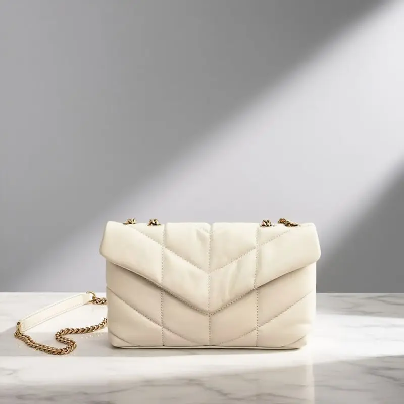 

Cloud bag explosion new 2024 diamond shoulder large capacity chain armpit senior fashion crossbody bag commuting