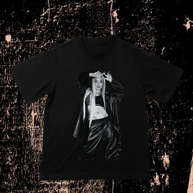 Cantante Lola Indigo Tour Plane Punk patrón impreso camiseta para hombres y mujeres Hip Hop Retro algodón manga corta Camiseta Casual