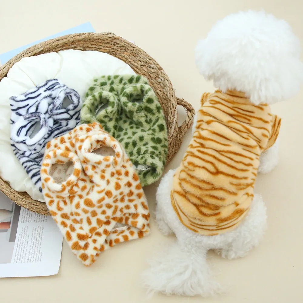 Pet autumn and winter warm hoodie with leopard print and plush dog clothing