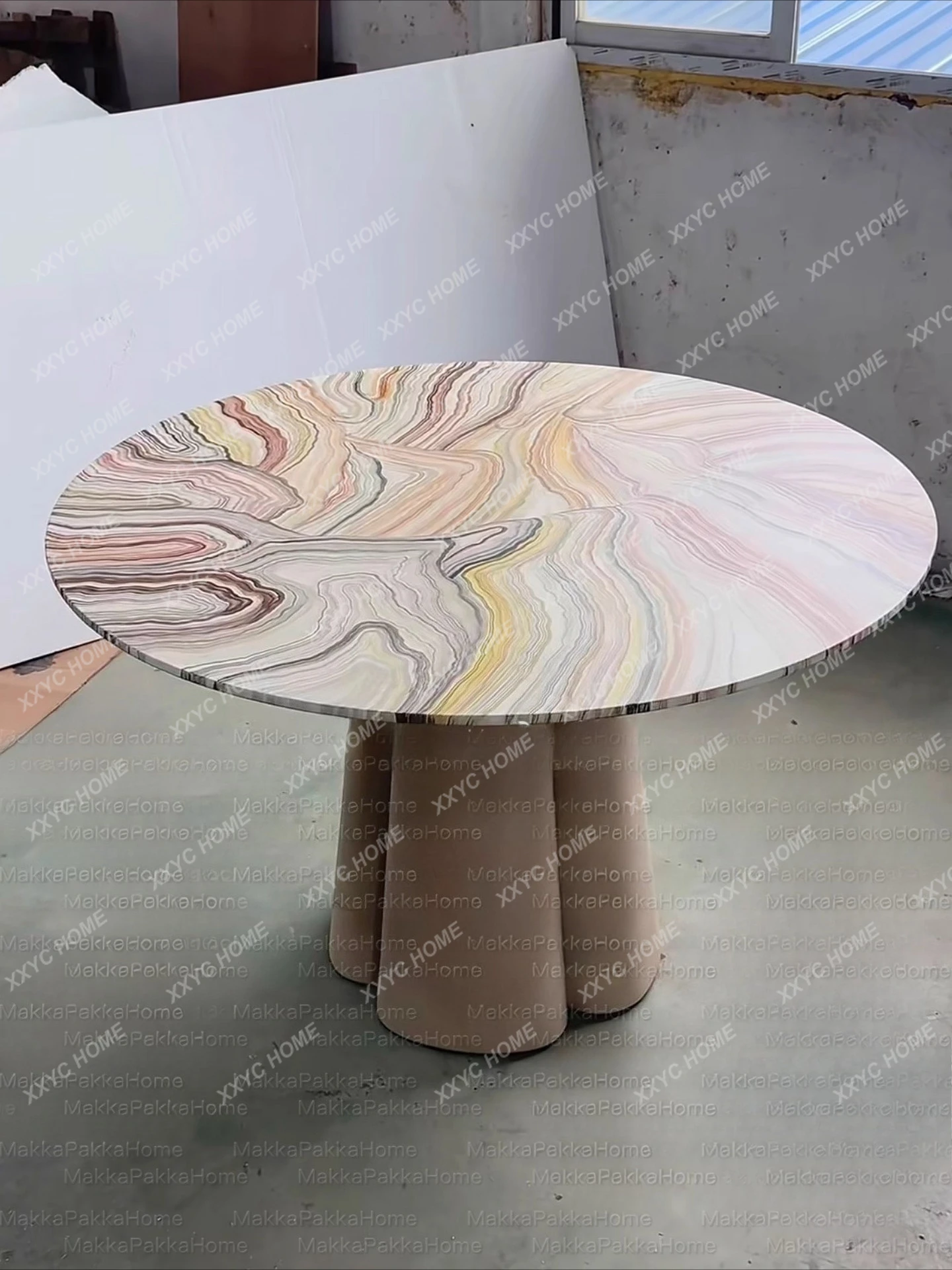 طاولة طعام من الخشب الصلب مطلية بشكل شخصي إبداعي، طاولة مستديرة فنية راقية