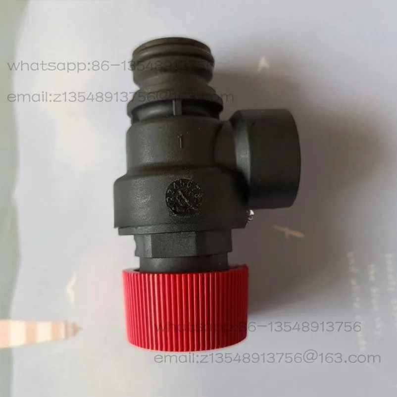 New Berlin gas wall-hung boiler safety valve, heating and hot water dual-purpose furnace 5 -X pressure relief valve accessories