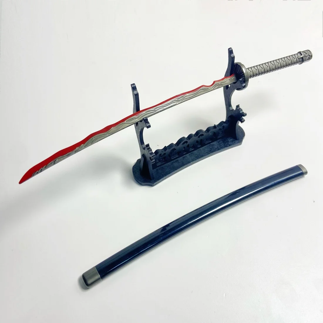 Épée Katana en métal Elden Blood de 9.4 pouces, sabre de samouraï Original, couteau Ninja, sabre Katana japonais, accessoires de Cosplay, jouet accessoire