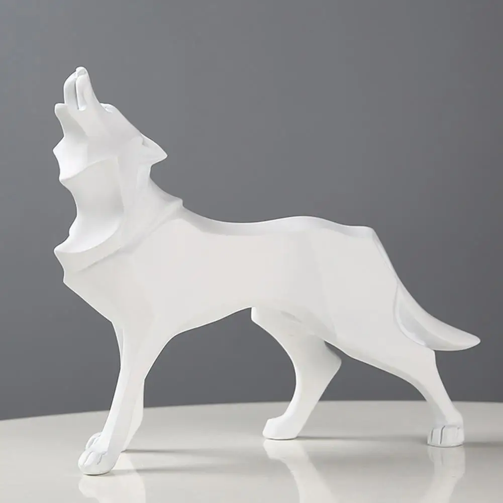 Abstract Statue Geometric Wolf Ornament Abstract Art Statue for Home Office Room Decoration Synthetic Resin Wolf for Desktop