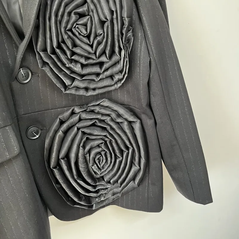 WVGA ربيع الخريف جديد رجل المد ثلاثي الأبعاد زهرة العصرية دعوى معاطف المتخصصة مخطط عادية كم طويل بليزرات Ins W12806