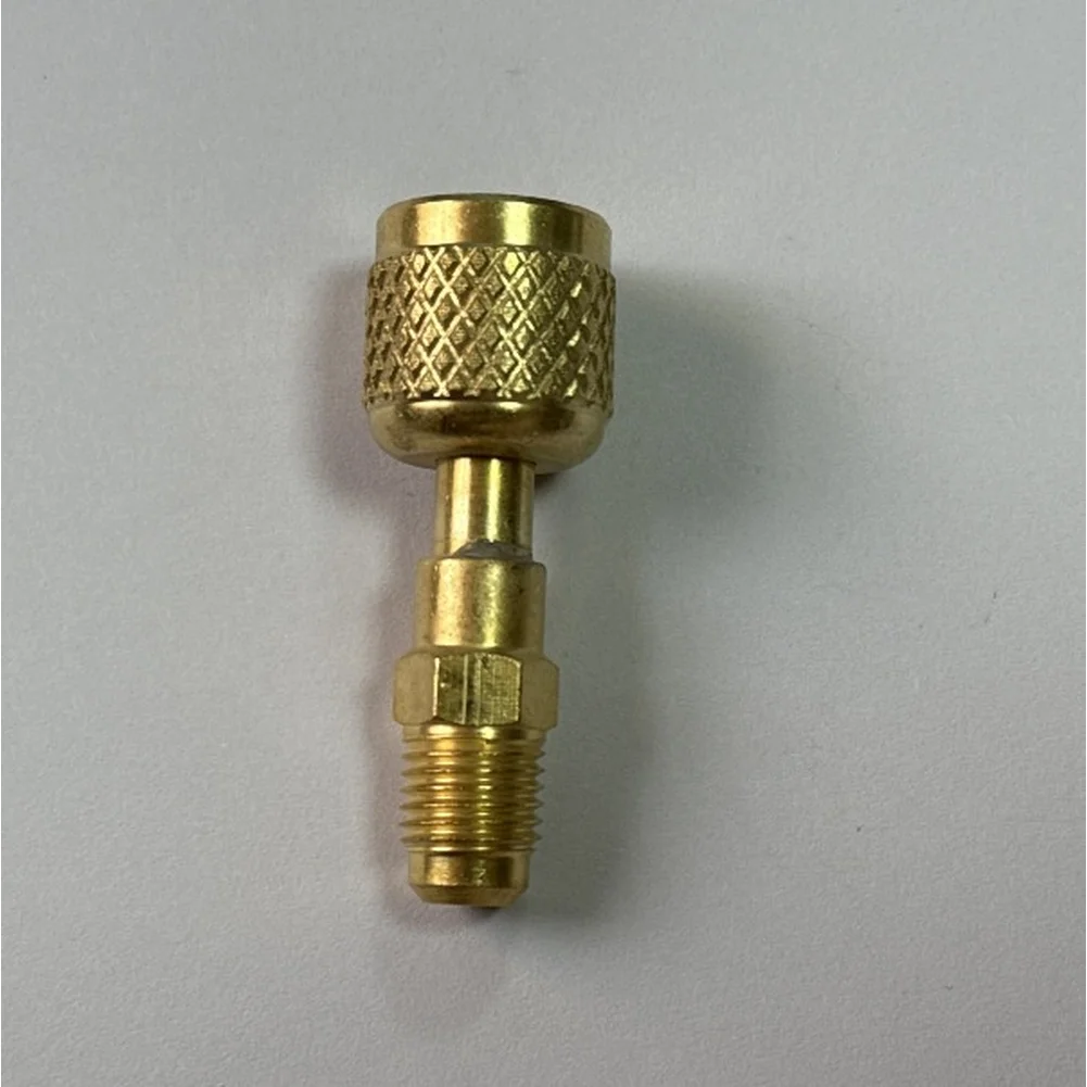 

Переходник SAE 1/4 дюйма с левой резьбой R32 (гнездо-штекер) для использования с R454B, стальной, со встроенным клапаном