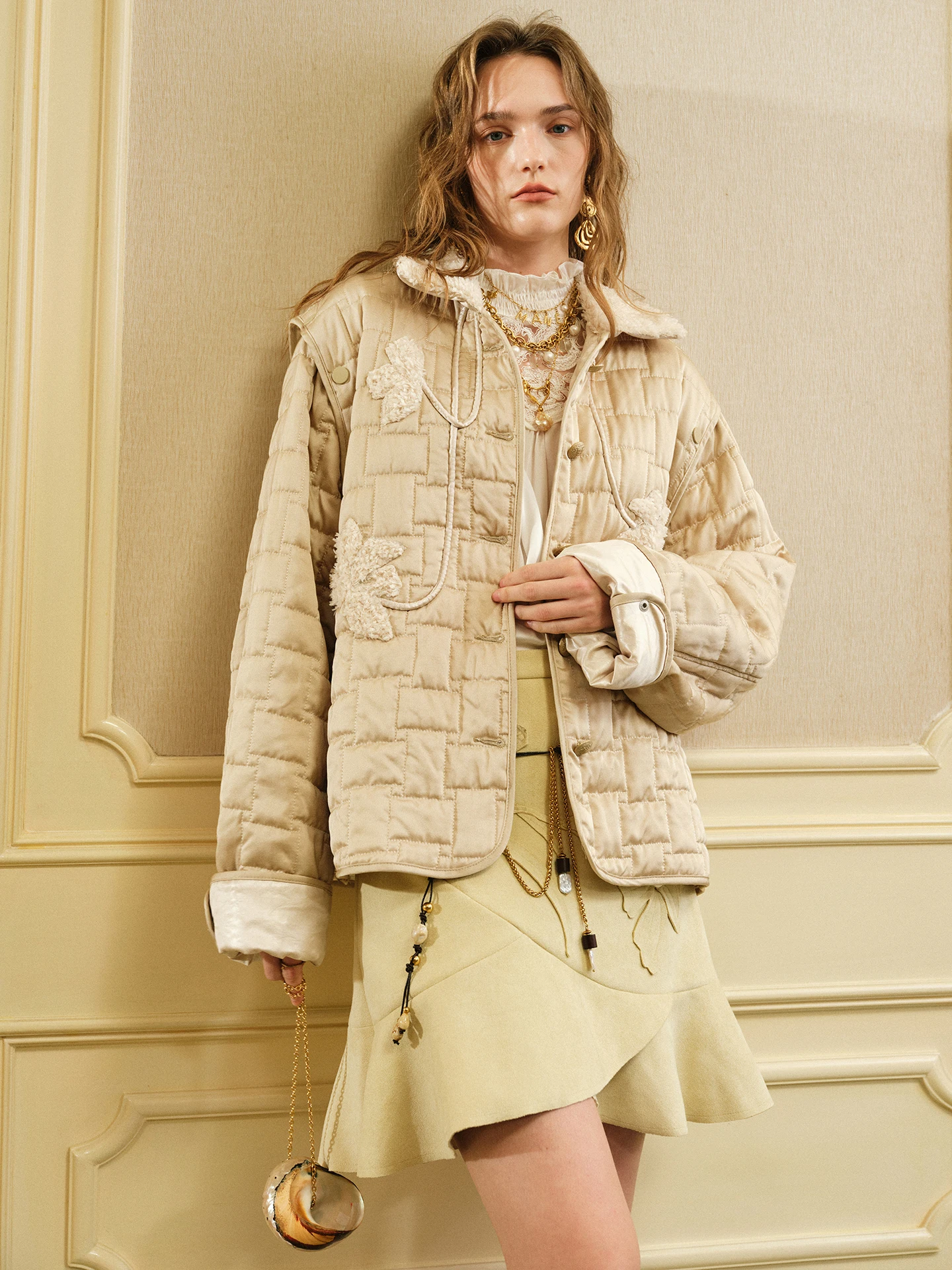 

Женское зимнее пальто MANEatelier из шерсти и хлопка с вышивкой, со съемными рукавами, 3D-декором, свободного кроя