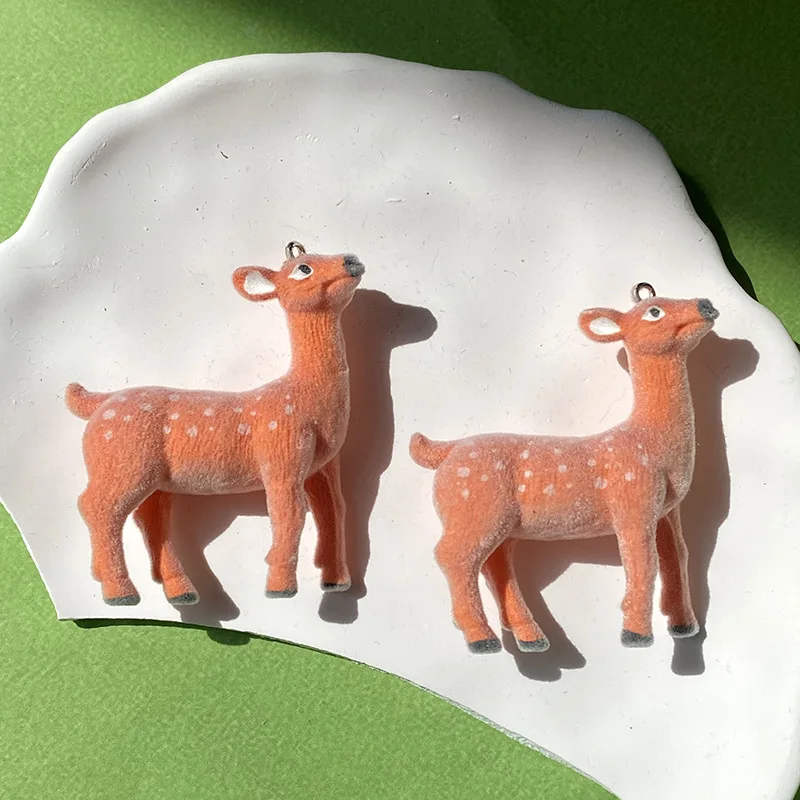 20Pcs 3D Flocked Cute Christmas Deer Resin Charms Cartoon Plush Animal Pendant For Bag Keychain Earrings DIY Crafts Jewelry Make