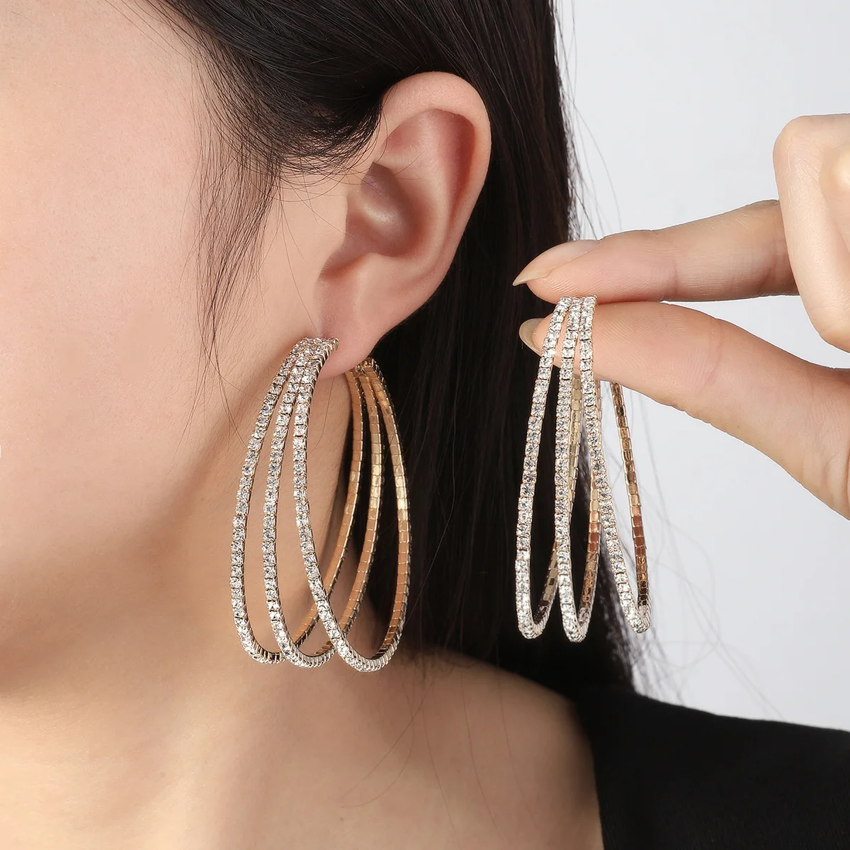 Pendientes circulares de diamantes de imitación, aretes de tres capas, estilo exagerado, accesorios para oreja de banquete