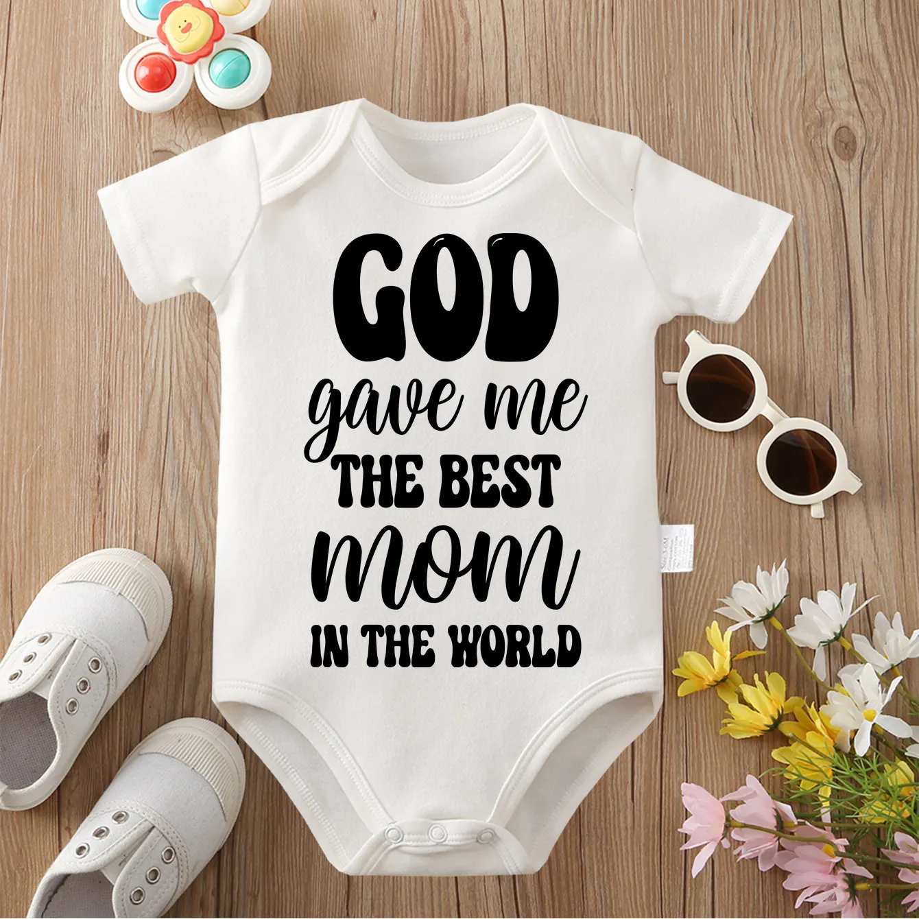 

Hello Little One Exquisite Print 100% Cotton Cloths Comfortable Onesie Bodysuit for Baby Jumpsuit for 0 To 12 Months Newborn