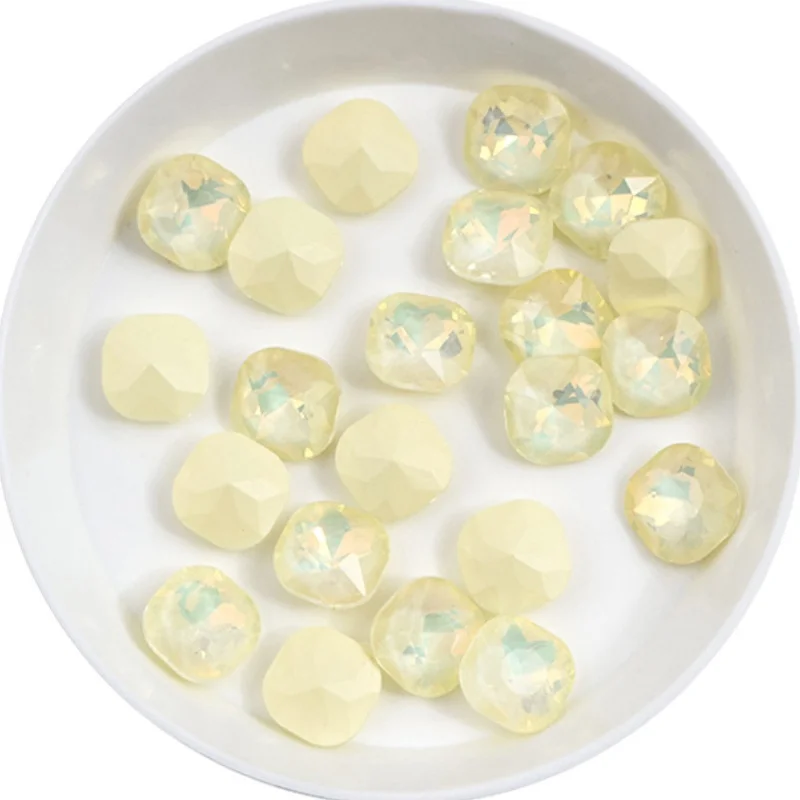 100 sztuk 8mm Fat Square Neon Mocha diament do paznokci Multi cut kryształ szpiczasty dolny biżuteria do paznokci Super musujące diamentowe akcesoria