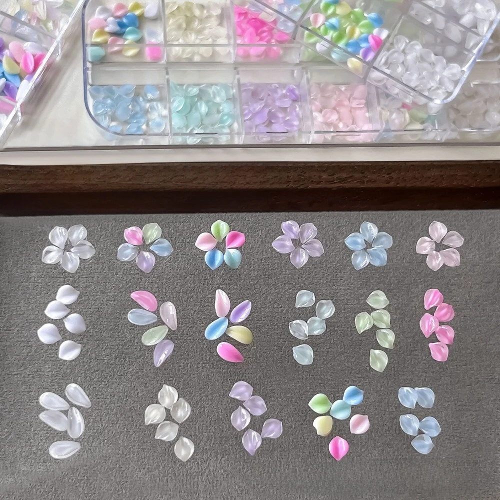 12 Grids/Box Nail Art Sequins Kit 3D Flower Petals Colorful Nail Art Glitter Set Transparent DIY DIY Nail Embellishments
