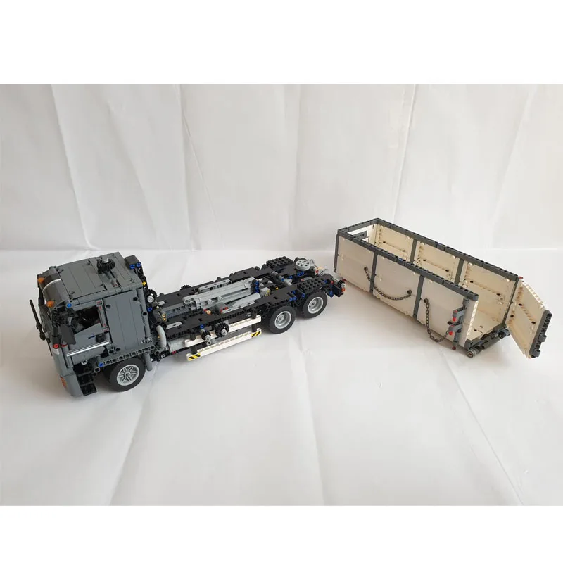 MOC-91818 Cargo Transport Hook Truck Building Block Model • 1713 Parts MOC Creative Boy Kids Christmas Building Blocks Toy Gifts