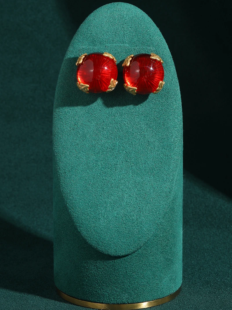 Vintage Opal Red Cat Eye Studs Earrings For Woman Antique Gold Color Leaf Natural Glass Jewelry Accessories Christmas New 2025