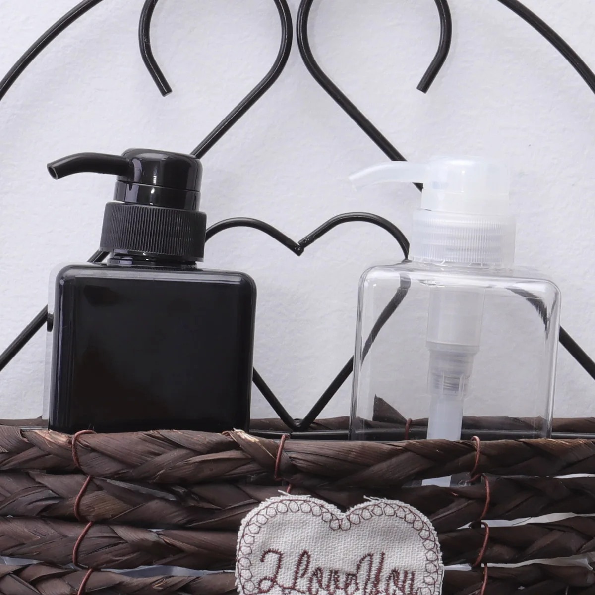 

2Pcs Lotion Bottles Empty Shampoo Containers Toiletries Travel Size Portable Reusable Plastic Bottles For Lotion Cream