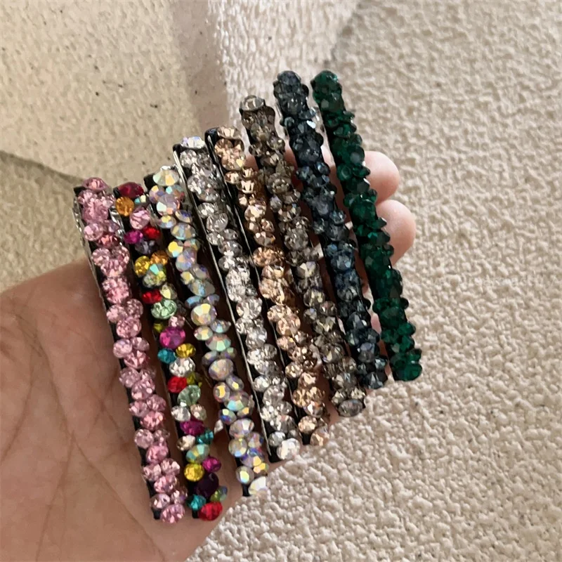 韓国風カラフルな幾何学模様のオーバルラインストーンダックビルヘアクリップ甘くてクールな多用途サイドポニーテール前髪ヘアアクセサリー