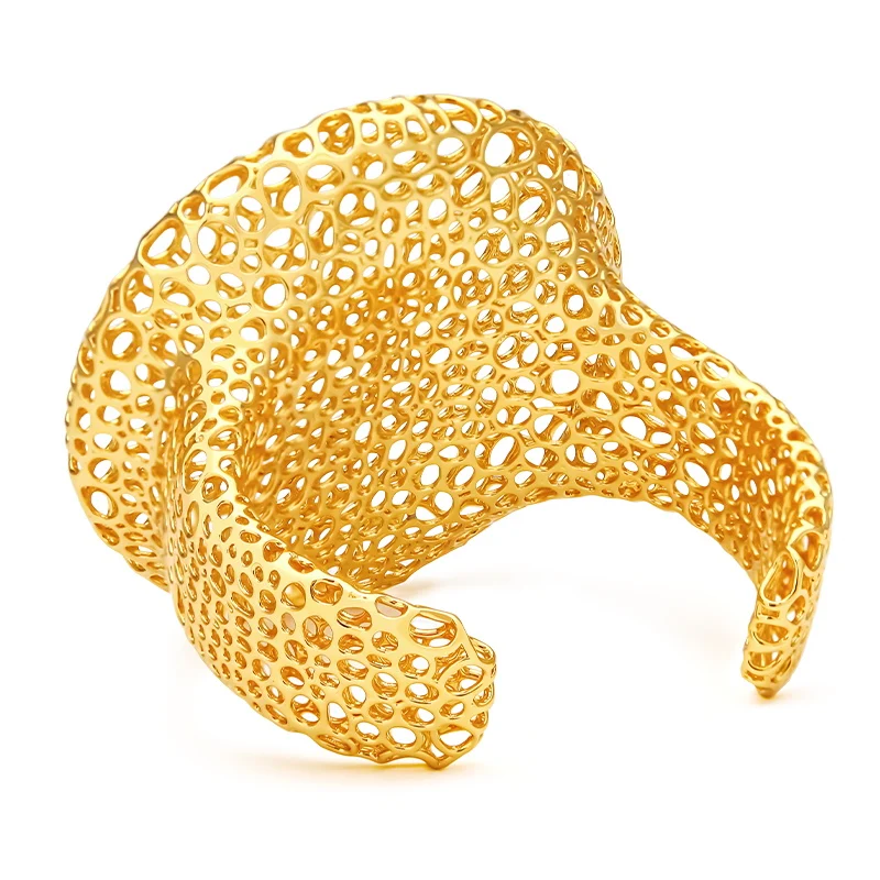 IVOG Hollow Floral Filigree Cuff Bracelet For Women 18K Gold Plated Bangle Fashion Jewelry Weeding Gift