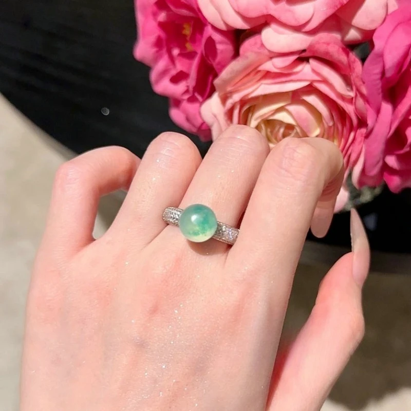 الليتشي المجمدة العقيق الأبيض خاتم الأحجار الكريمة ، النمط العتيق 18K مطلية بالذهب ، العائمة زهرة العقيق الزركون خمر نمط مجوهرات