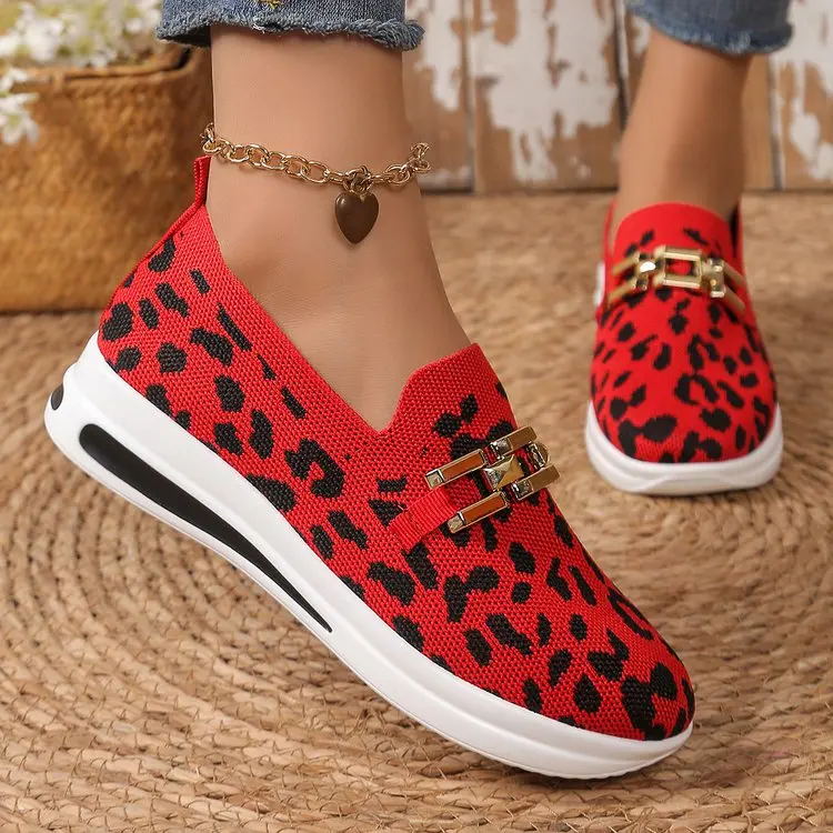 Women's Leopard Print Slip-On Sneakers Metal Chain Decor Lightweight Non-Slip Casual Walking Shoes Large Size 43
