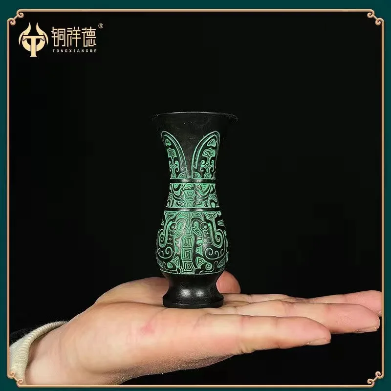 

Antique Bronze Father And Brother , Heavenly Goblet, Wine Vessel Copper Ornament Craft Home Decoration Wedding Film Props