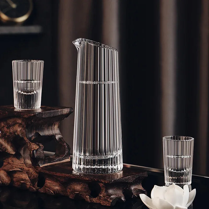 

TOPLIVING 125ml Wine Decanter Baijiu Kettle Stripes Wine Separator 20ml European Style Baijiu Vertical Spirits Cups Transparent