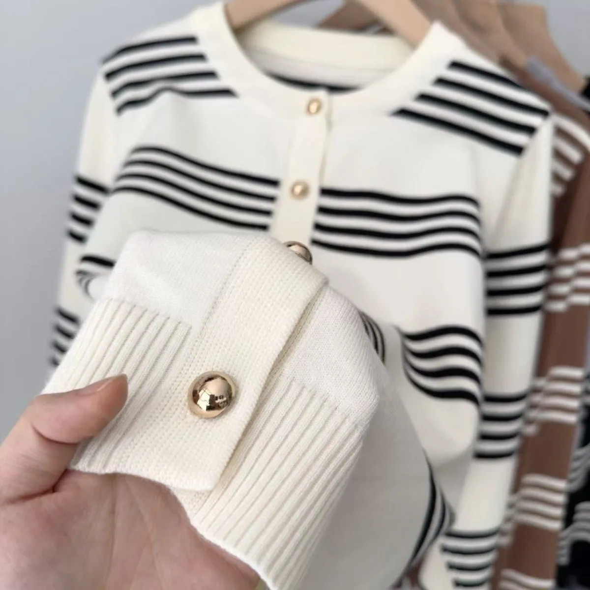 Korean Striped Long Sleeved Cardigan Sweater New Autumn and Winter Knitted Sweater Loose Top