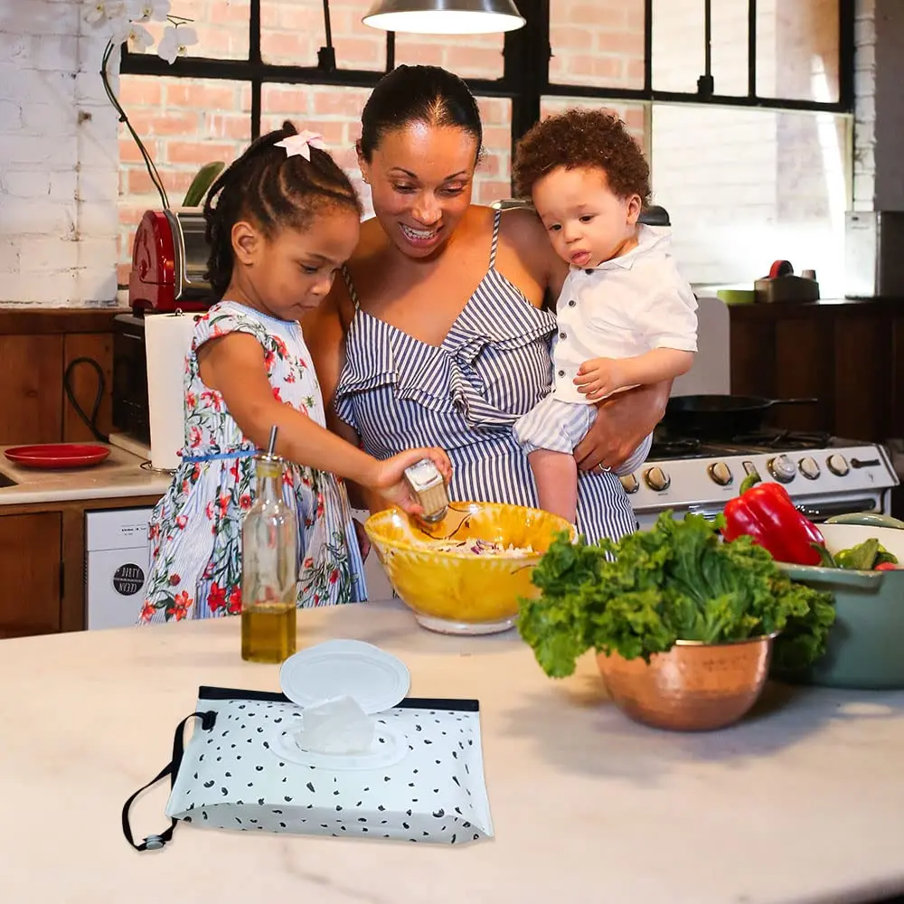 1/2 stücke Baby Wischen Lagerung Tasche Nachfüllbar Für Reise Maske Taschen Tissue Taschen Feuchttücher Outdoor Camp Nützliche Baby kinderwagen Zubehör – Detail 7