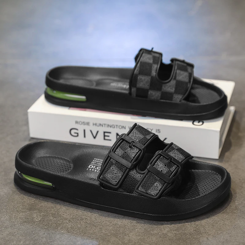 Zapatillas de moda para hombre 2025, novedad de verano, chanclas de diseño, zapatillas de cuero de lujo, zapatos de playa informales con sandalias con cojín de aire