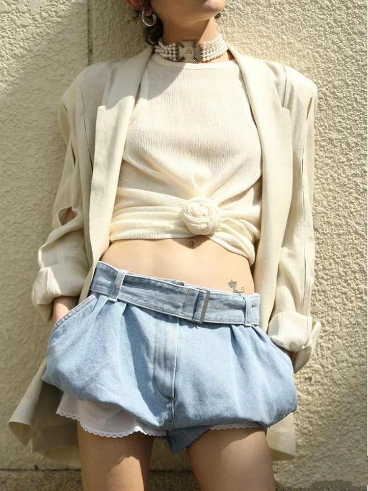 Vintage washed denim short pants for women - high-waisted, loose fit, slimming, versatile belt, casual hot pants, 2026 new style