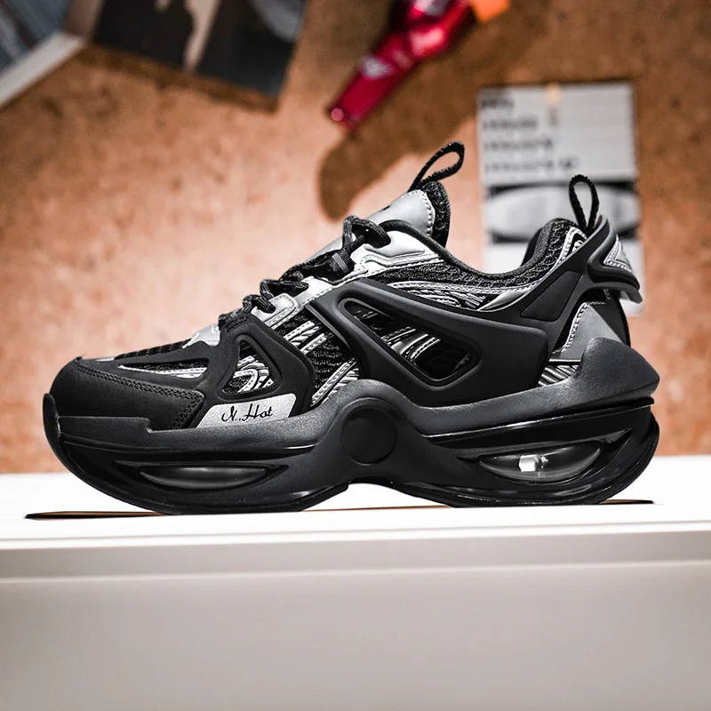 2026 New Running Shoes Men Black Beige Outdoor Sports Shoes For Mens Thick Soled Walking Shoe Man Sports and Leisure Shoe