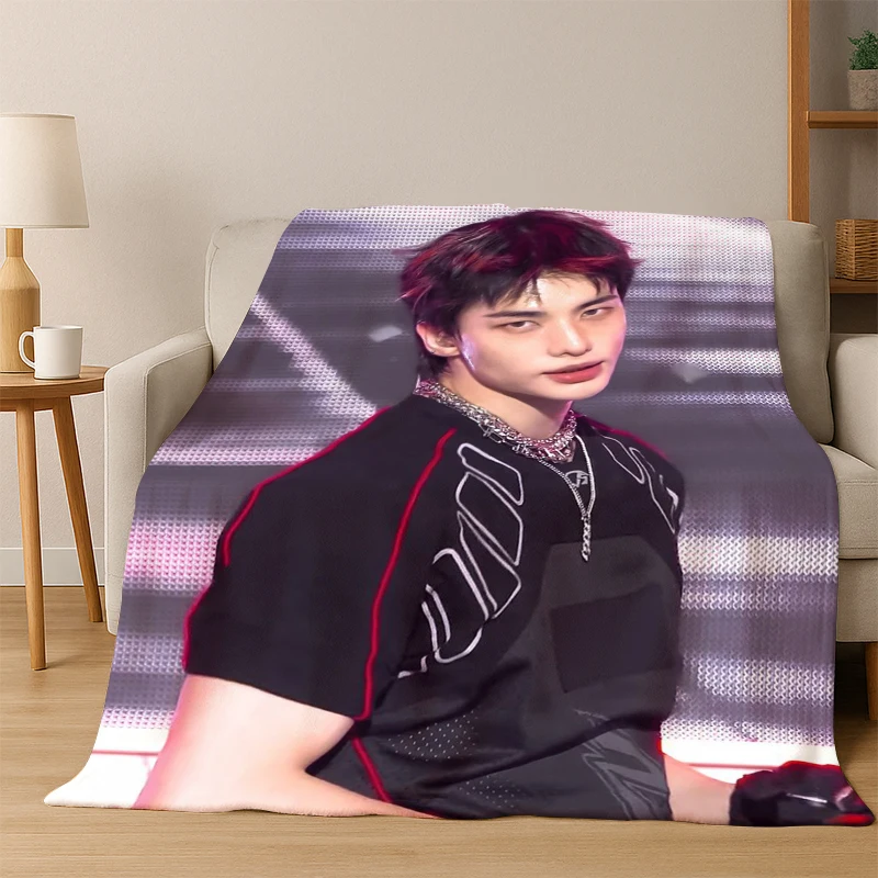 Band Member Hyunjin Star Soft Plush Blanket,Flannel Throw Blanket for Living Room Bedroom Bed Sofa Cover Picnic Office Gift