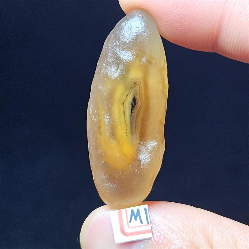 Natural Gobi Desert pictographic stone Mineral Specimen Energy agate Crystal Healing Christmas gift Home decoration