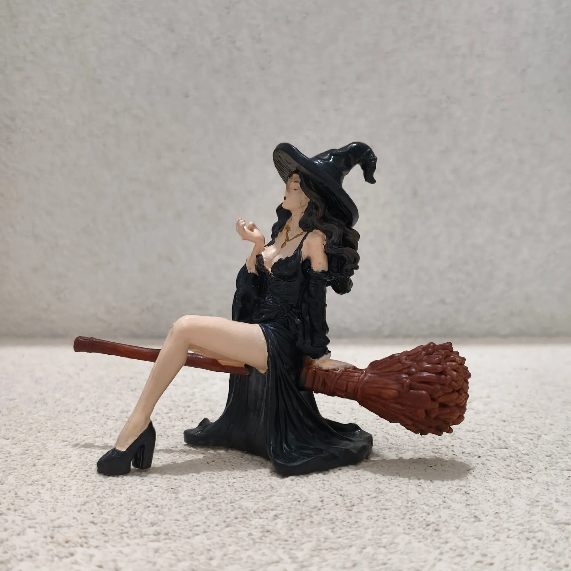Gothic Witch Incense Burner Resin, Statue Figurine Smoking Lady On, Broomstick Home Table Desktop Decoration, Ornament Gift