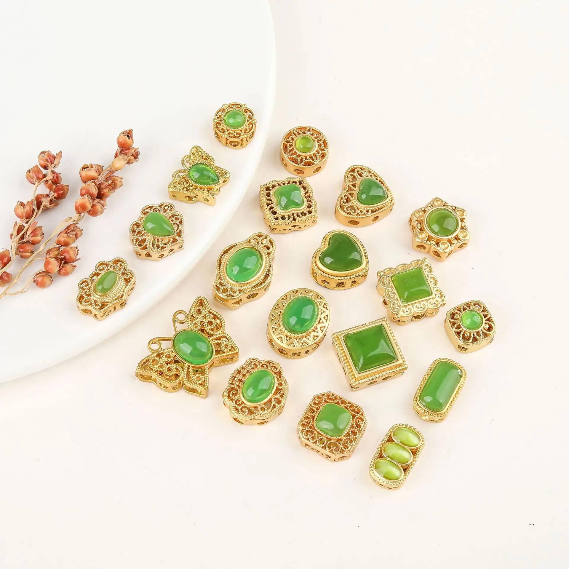 7pcs Copper Gold-plated Hollow Multi-pass Ring Inlaid Green Stone Spacer Bead Diy Bracelet Necklace Jewelry Accessorie Wholesale