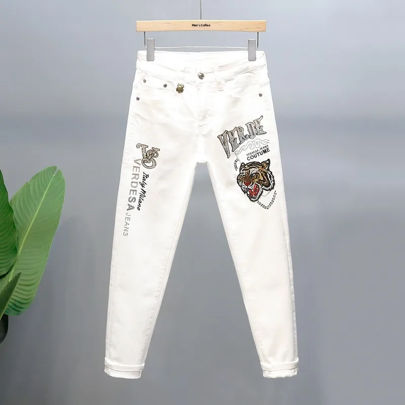 

High-End Men's Slim Fit Jeans White Embroidered Tiger Head Casual Trendy Elastic Diamond-Encrusted Long Small Foot Jeans