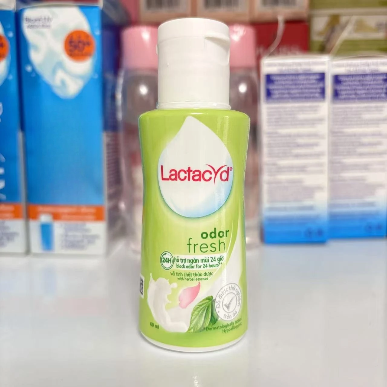 Thai Lactacyd Feminine Wash 120ml, pH-Balanced & Gentle Cleansing, Soothing Care for Sensitive Skin