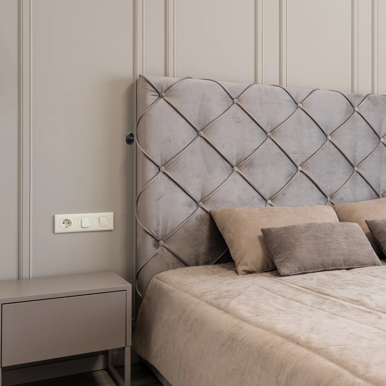 مجموعة واحدة من إطار السرير الملولب القابل للتعديل، مثبت اللوح الأمامي للسرير، مثبت مضاد للاهتزاز لغرفة النوم وغرفة المعيشة وأثاث المكاتب #1