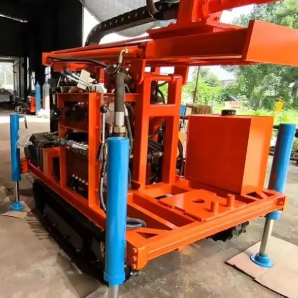 

Customized SM200 Water Well Drilling Rig can be equipped with a mud pump or an air compressor diesel crawler drilling rig