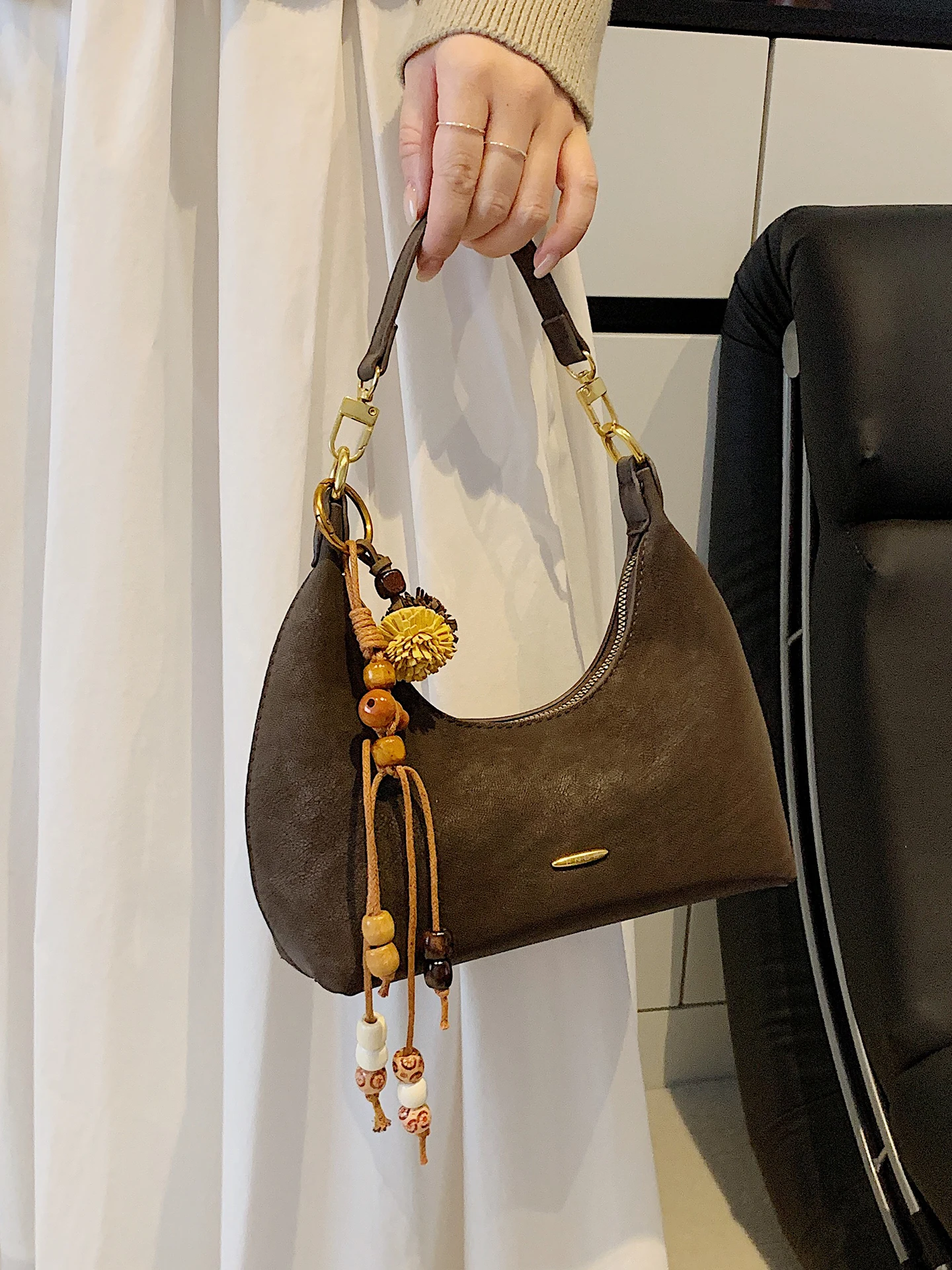 Autumn Winter Retro Burgundy Women's Handbags 2025 Trend Fashionable Solid Color Chains Crossbody Bags High Quality Shoulder Bag