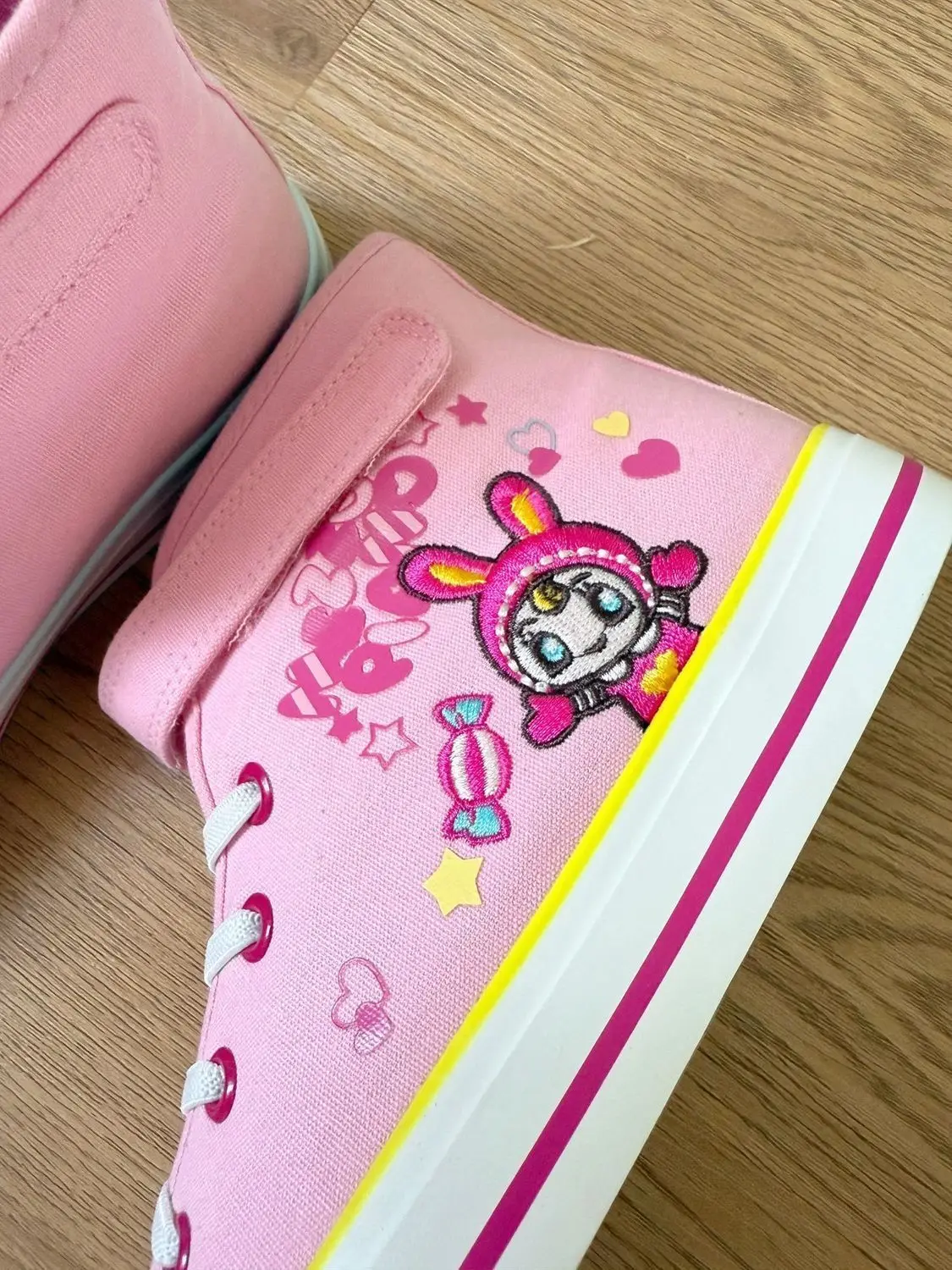 

Japanese Cartoon Mp Embroidery Cute Pink Canvas Shoes Autumn New All Match Sweet Girl High-top Height Increase Plimsolls