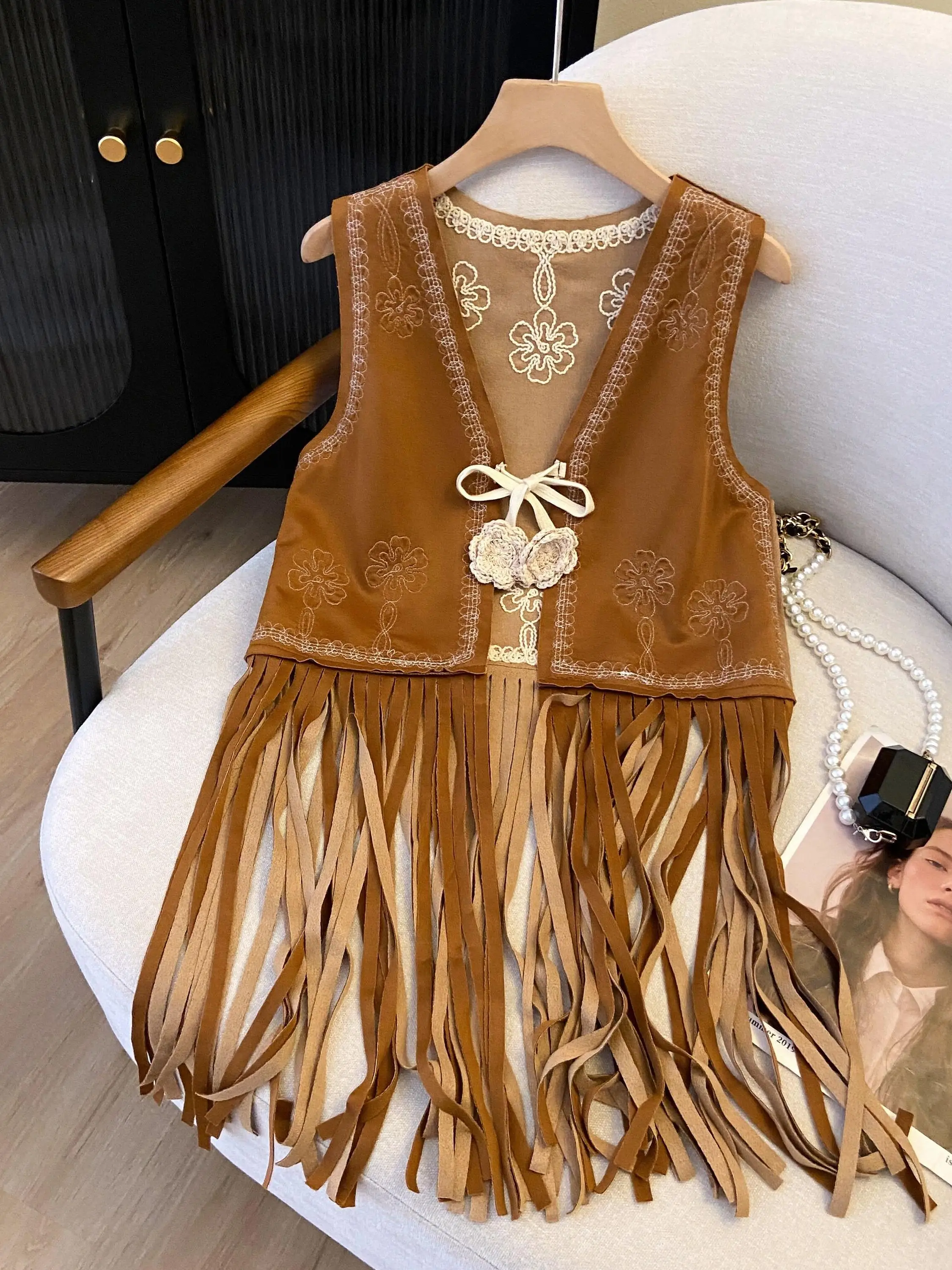 

Embroidered Suede Vest Women's Western Cowboy Outerwear Travel oulder Pad National Sle Long Tassel Fem Faion