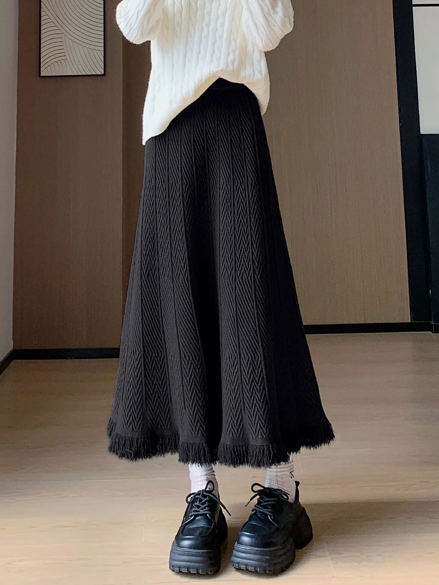 

Утепленная вязаная юбка-миди до колен, женская, новая коллекция 2025 года, зимняя, с бахромой, А-силуэт, с высокой талией, эластичная, для города и повседневной носки