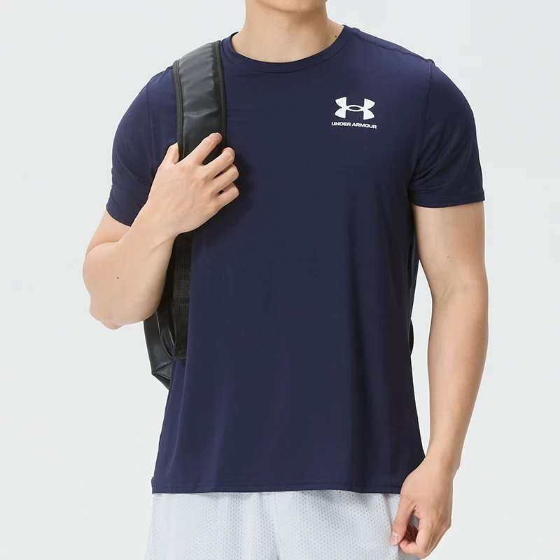Under Armour T-Shirt Herren-Sportbekleidung, Fitness-Trainingskleidung für Gewichtheben, bequem und atmungsaktiv, Rundhalsausschnitt, kurze Ärmel, 6000939-410