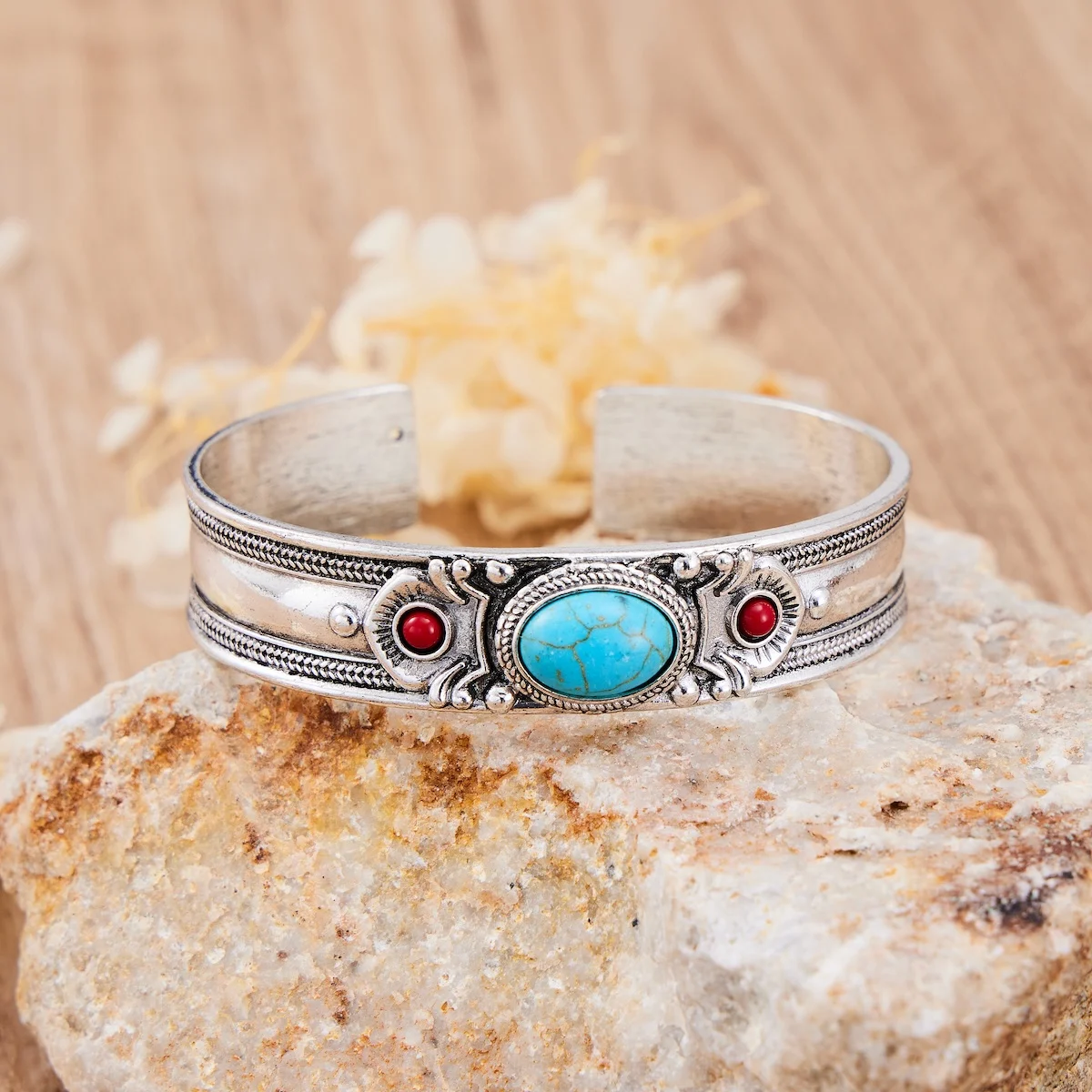 Turquoise Silver Color Open Bracelet for Ladies Bohemia New Fashion Women Bracelet Jewelry Hand Accessories