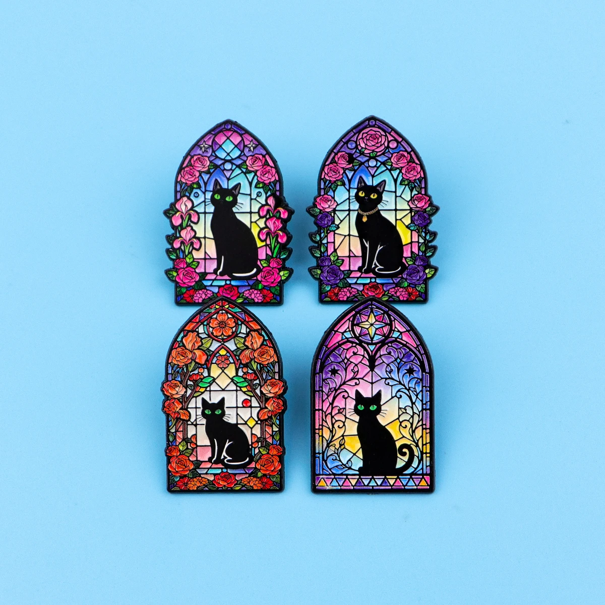 نافذة ملونة القط الأسود الرجال النساء دبابيس التلبيب دبابيس لحقيبة الظهر لينة المينا دبابيس شارات مجوهرات اكسسوارات #4