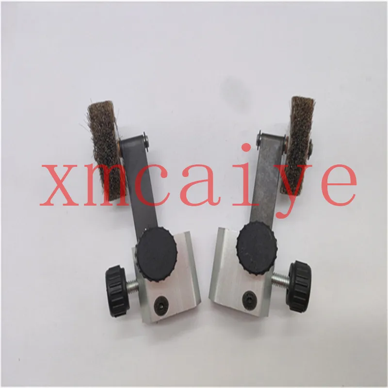 

1 Pair Free Shipping Komori Feeder Brush Wheel For Offset Printing Machine Parts