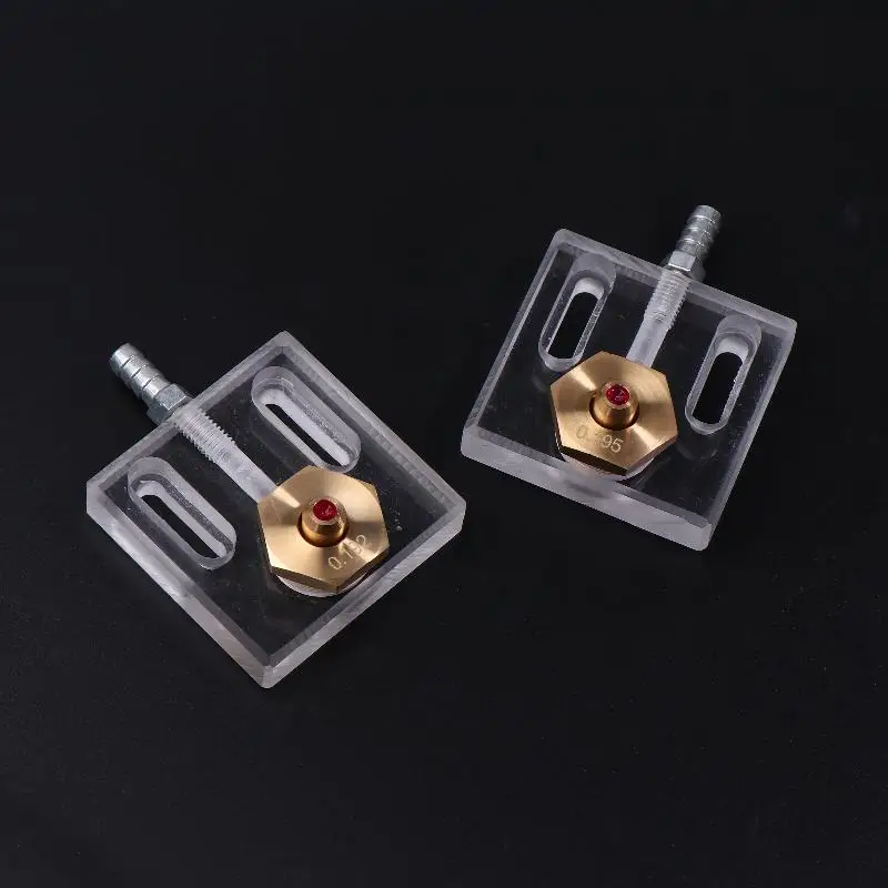 0,192 mm 0,195 mm Rubin-Wasserdüse, Kühlplatte, Molybdän-Drahtführer, EDM-Teile mit Panel, mittlere Geschwindigkeit, Drahtschneidemaschine